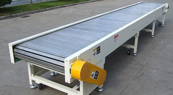 板式輸送機的基本結(jié)構(gòu)是什么？