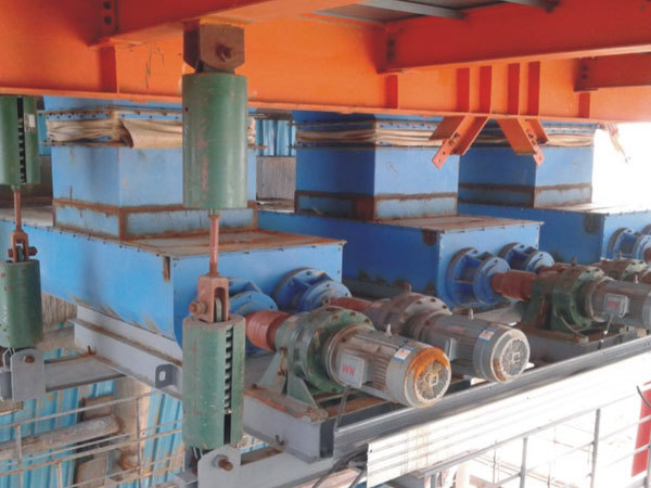 電廠(chǎng)爐前給料螺旋機(jī)